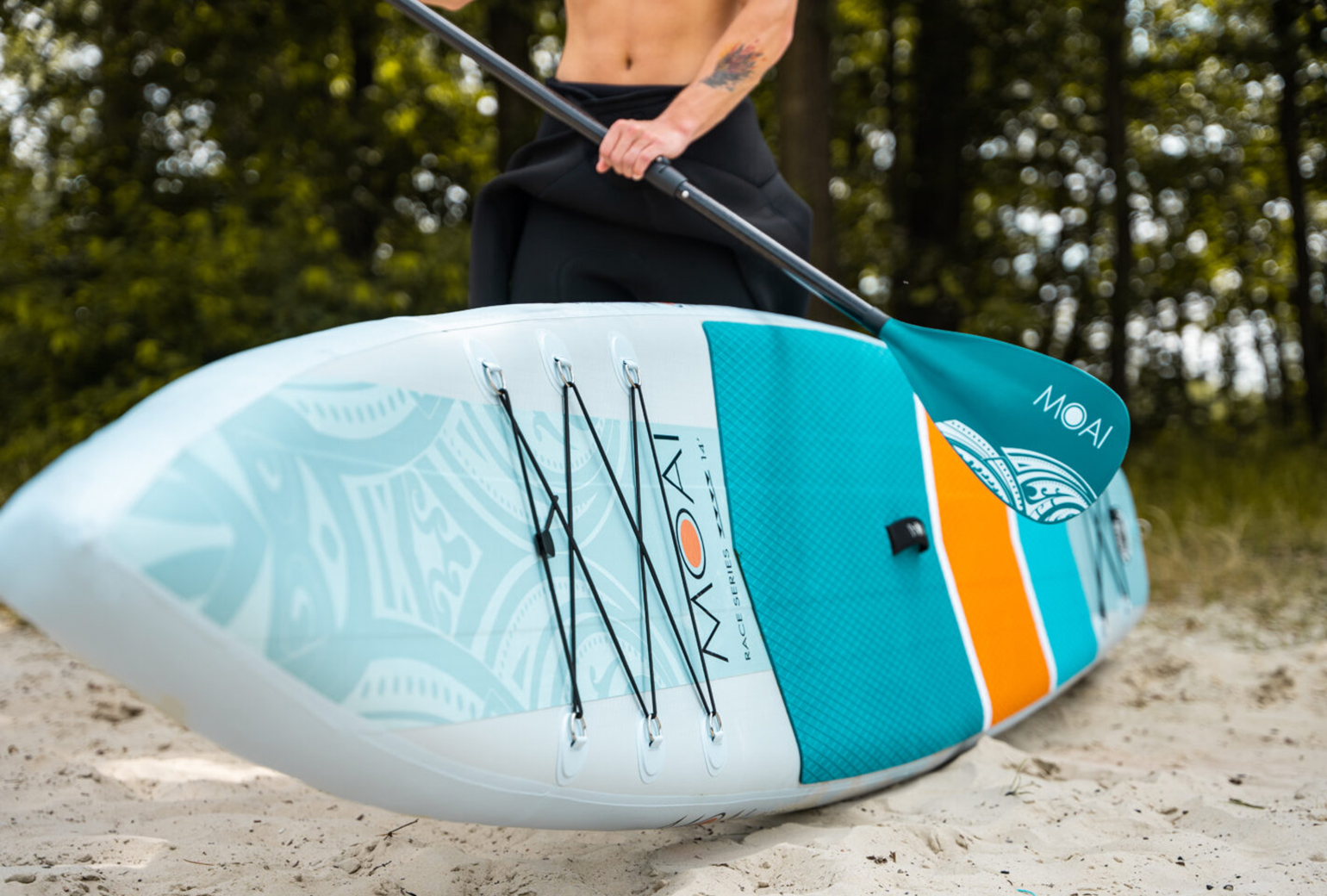 MOAI_hor_Artboard-1-copy-9